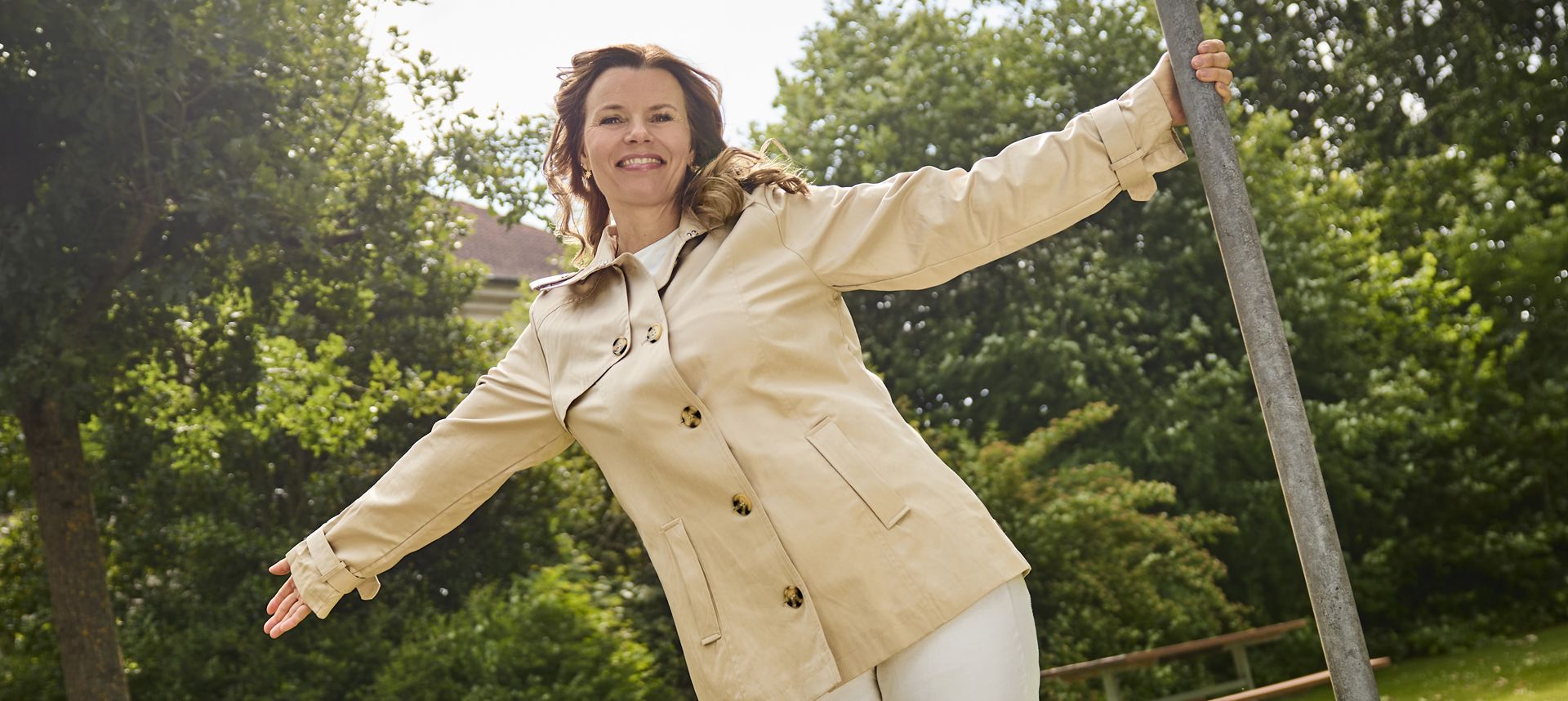 Danwear - Danwear, produziert, vertreibt, attraktive, funktionelle jacken, frauen, altersgruppen, kollektion, qualitäten, mode, internationalen